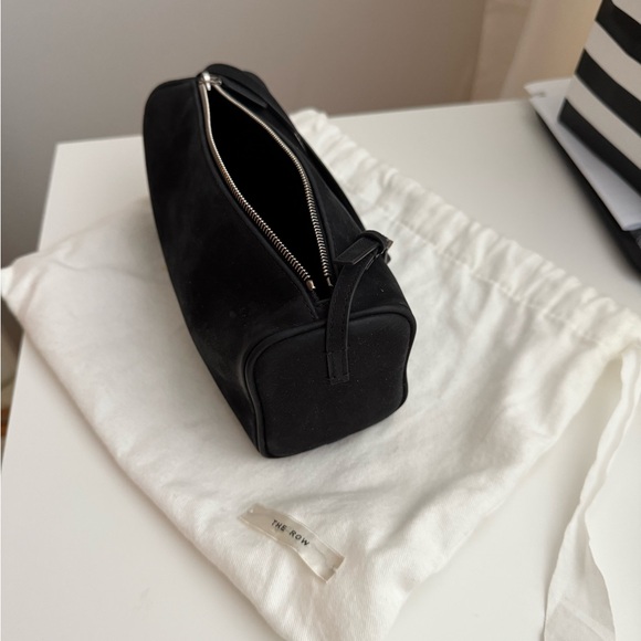 The Row Black Suede 90s Bag - Picture 4 of 4